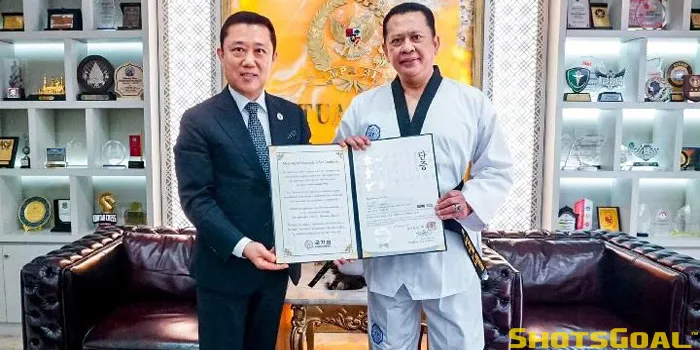 Bamsoet Terima Sabuk Kehormatan DAN VII Dari Kukkiwon